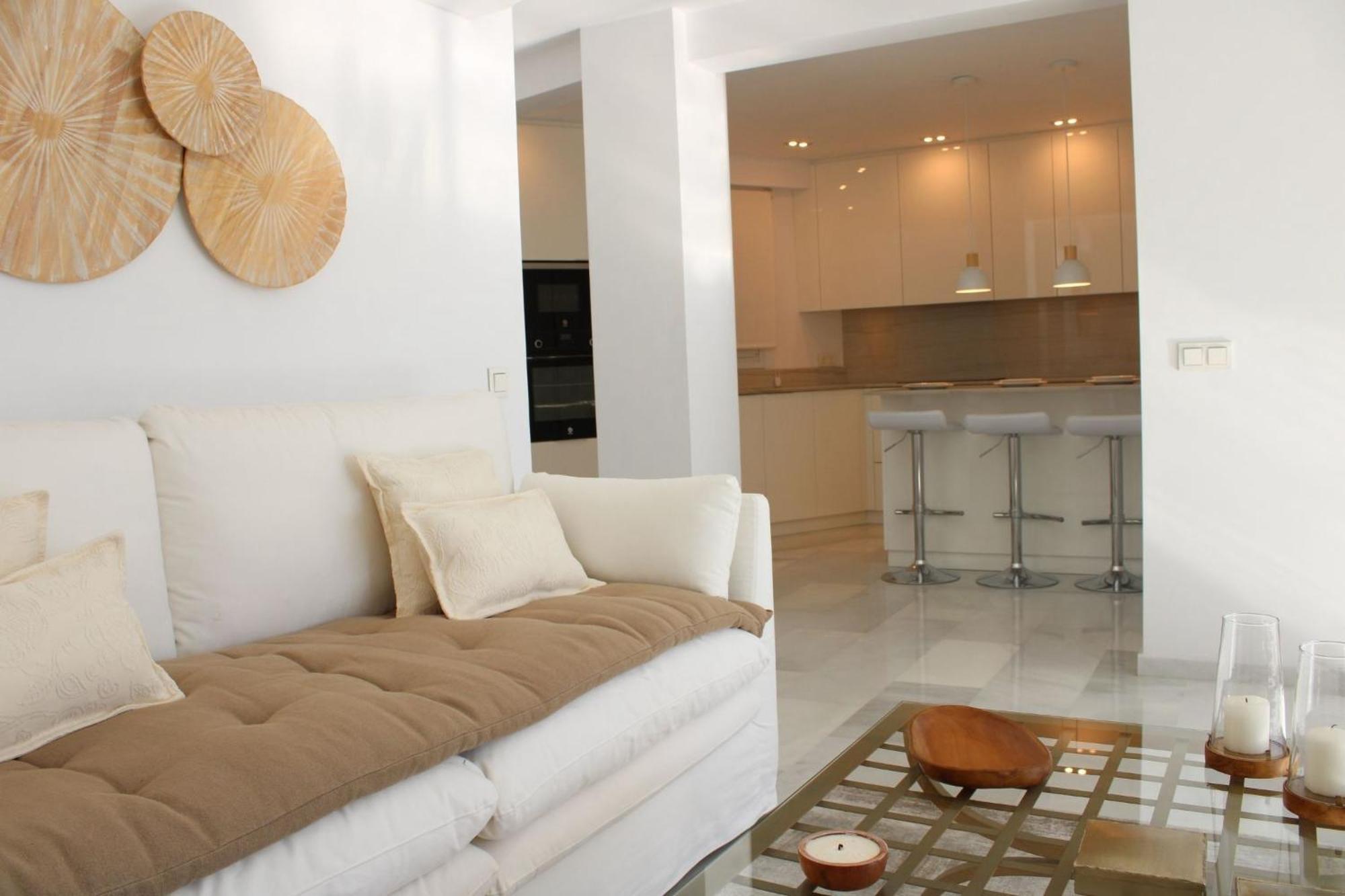 Polo Apartaments 5E Jacaranda Marbella Ngoại thất bức ảnh